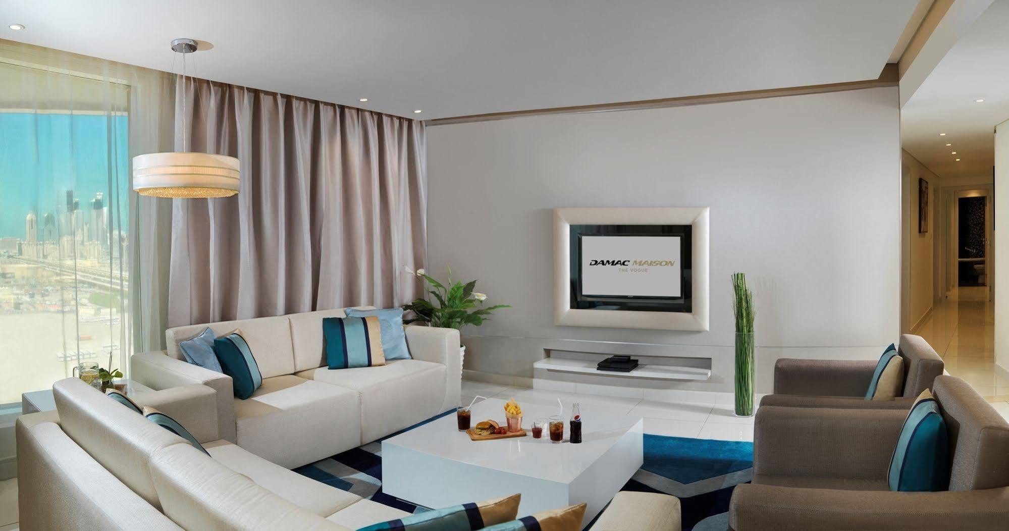 Damac Maison The Vogue Дубай Екстер'єр фото A living room