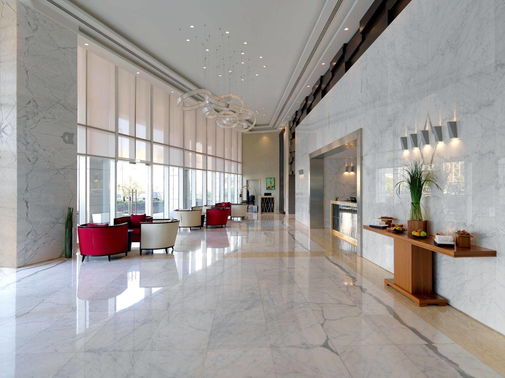 Damac Maison The Vogue Дубай Екстер'єр фото Lobby