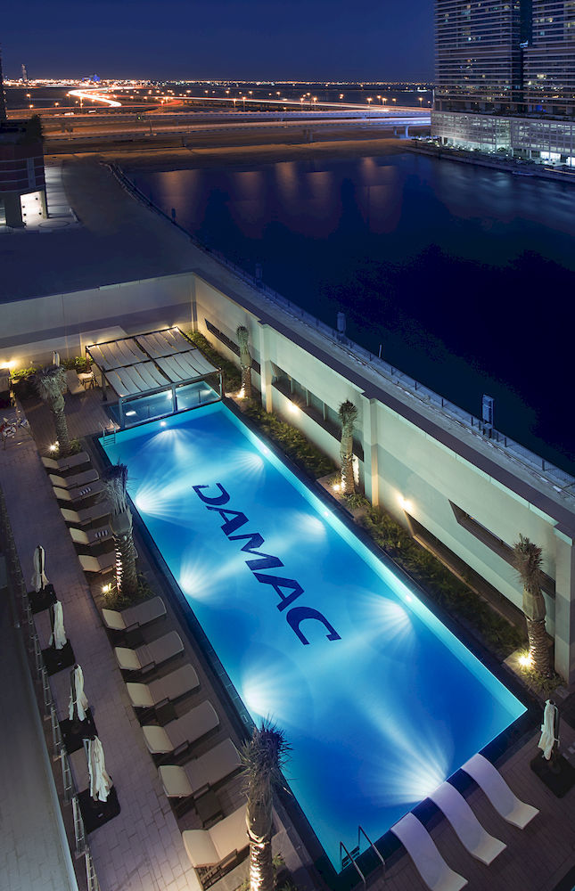 Damac Maison The Vogue Дубай Екстер'єр фото DAMAC Pool